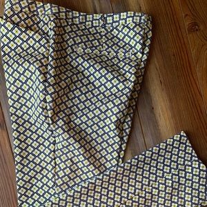 Worthington navy, yellow, white cropped pants 4